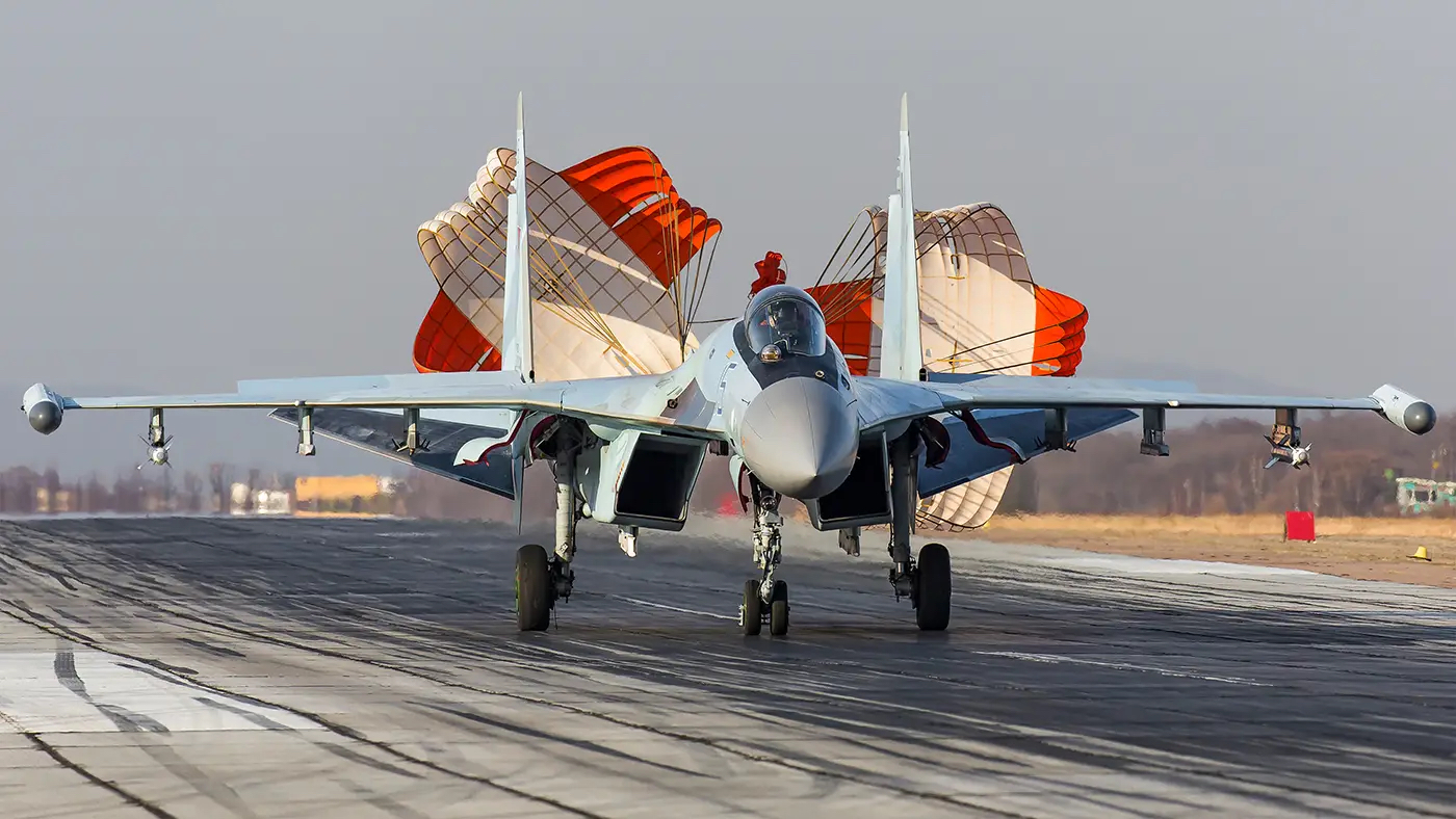 Iran Finalizes Deal for Russian Military Aircraft, Including Su-35 Fighters and Mi-28 Choppers